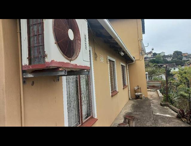 5 BEDROOM HOUSE FOR SALE IN BONELA